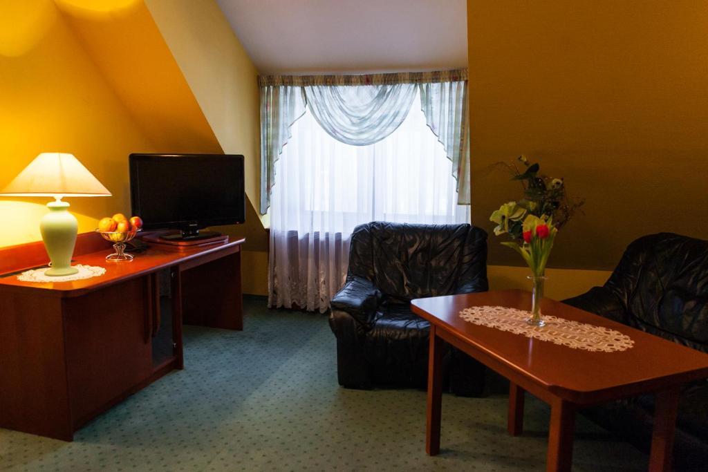 Hotel Rebajlo Pila Room photo