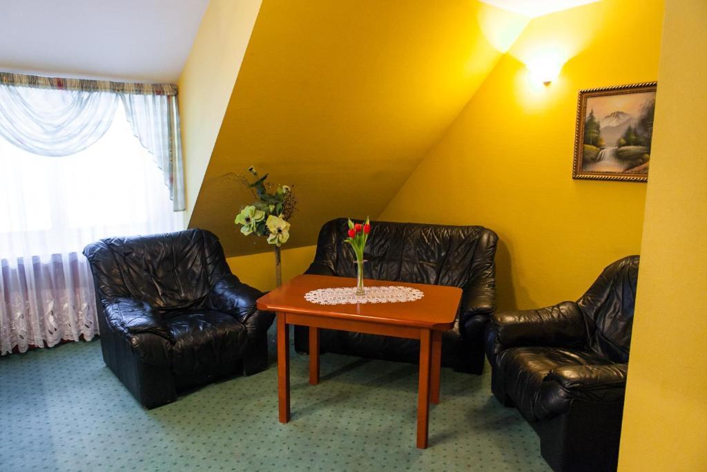 Hotel Rebajlo Pila Room photo