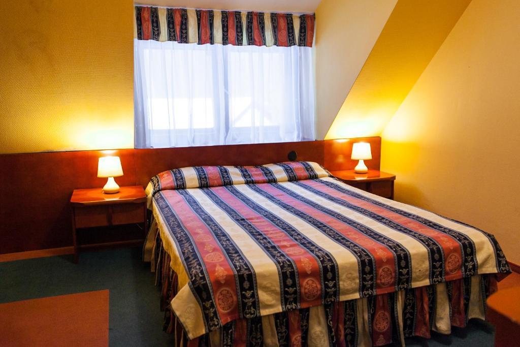 Hotel Rebajlo Pila Room photo
